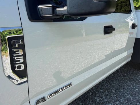 Used 2017 Ford F350 XLT AWD/4WD image 12