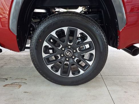 New 2026 Toyota Tundra Limited AWD/4WD image 18