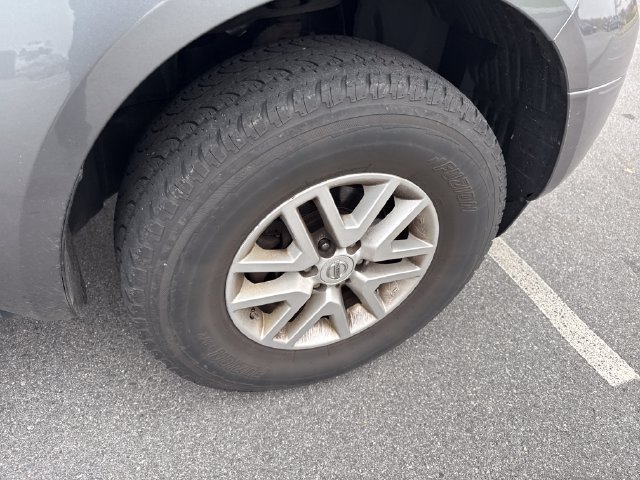 Used 2016 Nissan Frontier SV AWD/4WD image 11