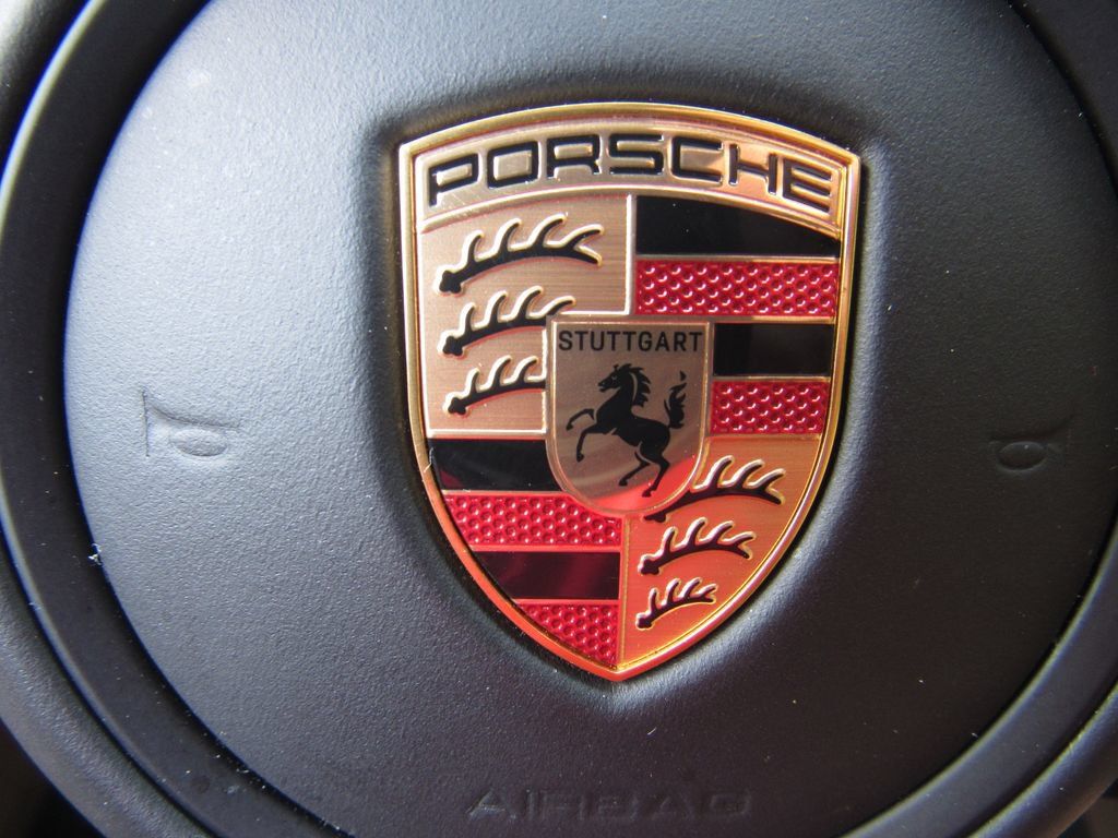 Certified 2025 Porsche Cayenne E-Hybrid AWD/4WD image 36