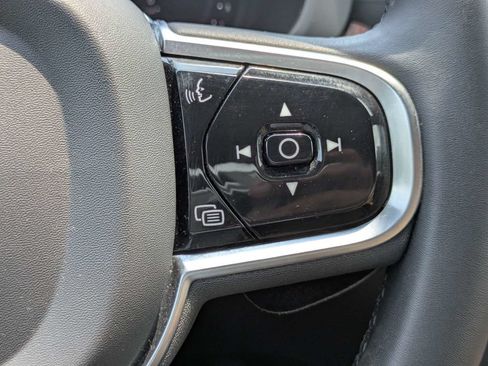 Used 2023 Volvo XC60 B5 Ultimate AWD/4WD image 27