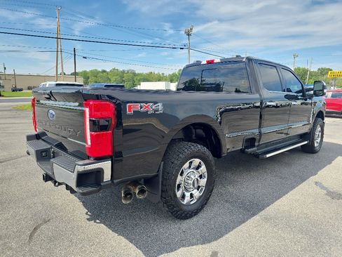 Used 2023 Ford F350 Lariat w/ Chrome Package AWD/4WD image 6