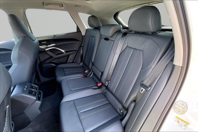 New 2026 Audi Q5 Premium Plus AWD/4WD image 28
