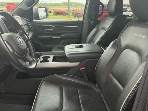 Used 2023 RAM 1500 Laramie AWD/4WD image 10