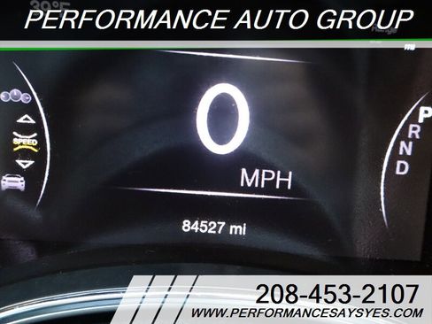 Used 2019 Jeep Grand Cherokee Altitude image 14