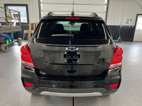 Used 2020 Chevrolet Trax LT w/ Redline Edition AWD/4WD image 5