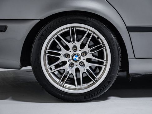 Used 2003 BMW M5 image 11