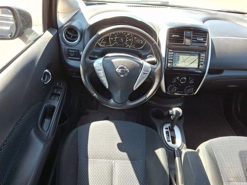 Used 2015 Nissan Versa Note SV FWD image 11