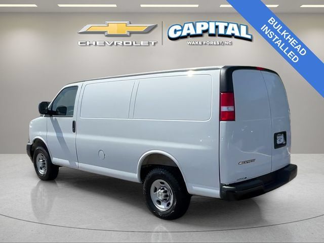 Used 2025 Chevrolet Express 2500 w/ Driver Convenience Package RWD image 5