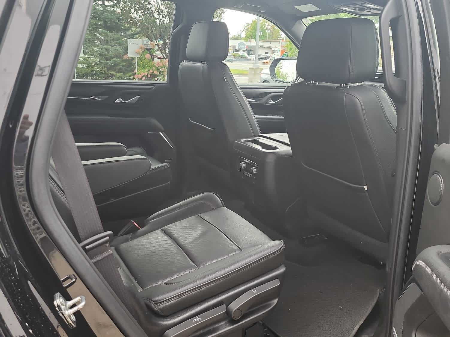 Used 2022 GMC Yukon Denali AWD/4WD image 24