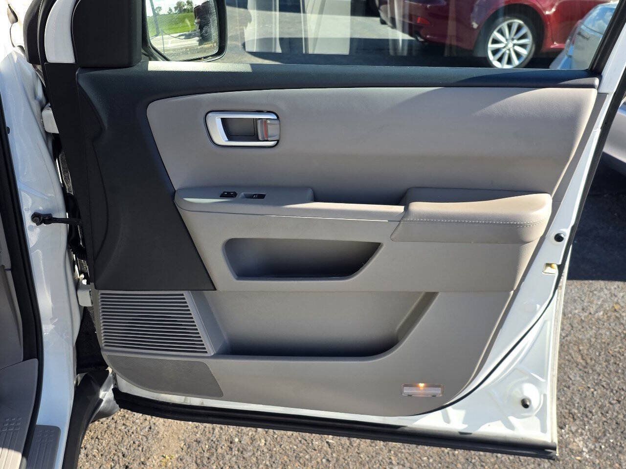 Used 2015 Honda Pilot EX-L image 11