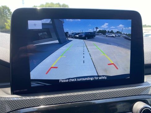 Used 2025 Ford Escape ST-Line FWD image 22