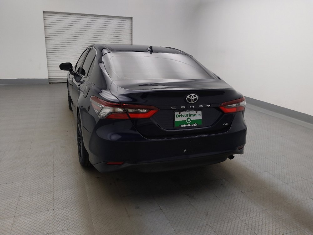 Used 2022 Toyota Camry LE FWD image 6