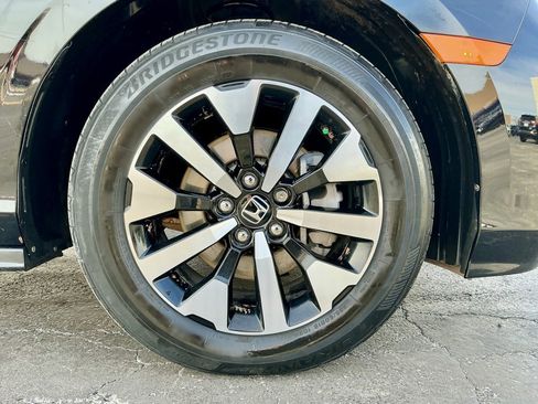 Used 2025 Honda Odyssey EX-L image 20