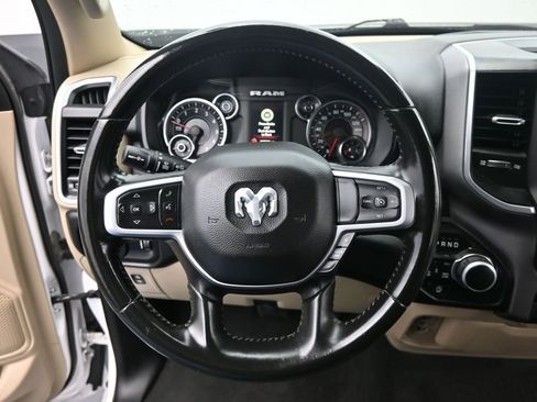 Used 2021 RAM 1500 Big Horn AWD/4WD image 17