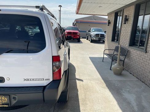 Used 2001 Nissan Xterra SE image 11