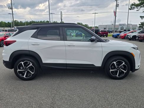 Certified 2023 Chevrolet TrailBlazer RS FWD image 6