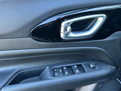 New 2026 Jeep Compass Latitude w/ Quick Order Package 29K image 11