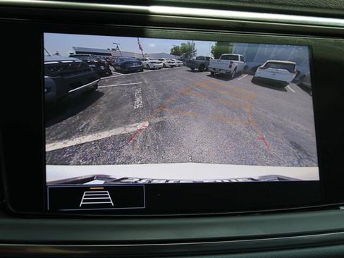 Used 2020 Buick Enclave Essence FWD image 21