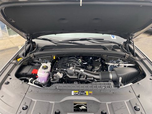 Used 2025 Jeep Grand Cherokee Limited w/ Trailer Tow Package image 28