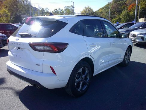 Certified 2023 Ford Escape ST-Line w/ Equipment Group 301A image 3