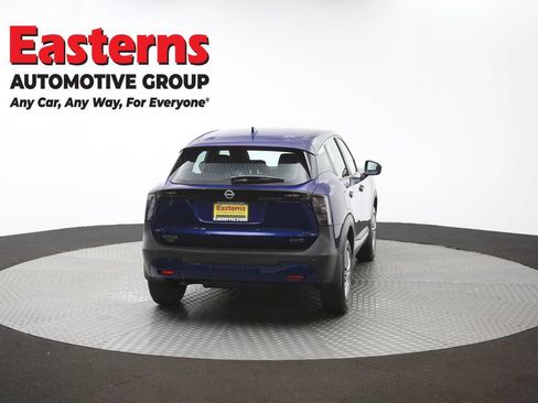Used 2025 Nissan Kicks S AWD/4WD image 37