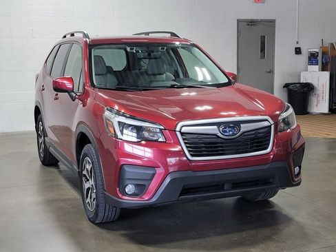 Used 2021 Subaru Forester Premium AWD/4WD image 4