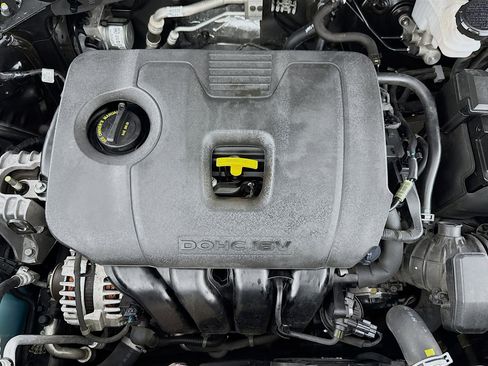 Used 2021 Kia Seltos S image 37