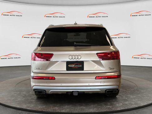 Used 2018 Audi Q7 3.0T Prestige w/ Prestige Package AWD/4WD image 7