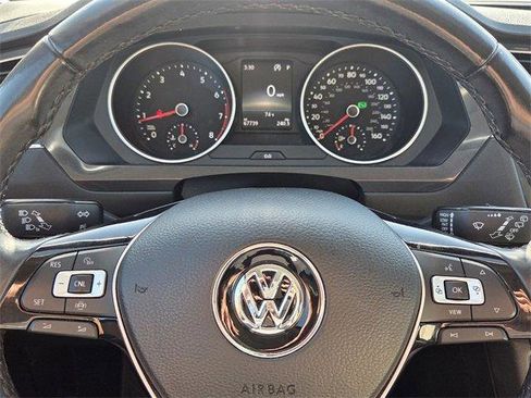 Used 2019 Volkswagen Tiguan SE image 22
