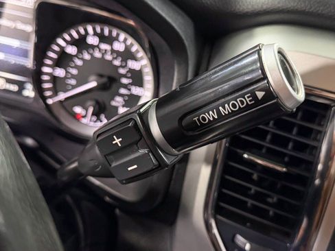 Used 2018 Nissan Titan PRO-4X w/ Pro-4x Convenience Package image 27