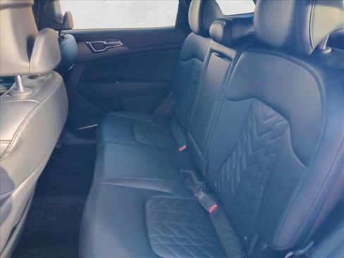 Used 2023 Kia Sportage X-Line image 12