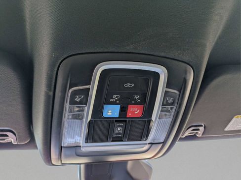 Used 2025 RAM 1500 Big Horn AWD/4WD image 21