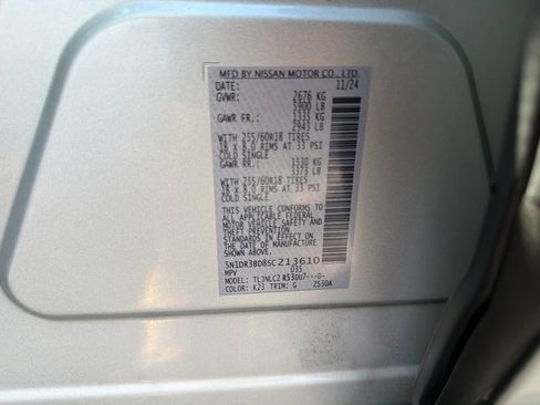 Used 2025 Nissan Pathfinder SV w/ SV Premium Package AWD/4WD image 34