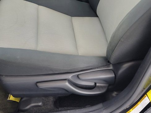 Used 2016 Toyota Prius C Persona Series image 15