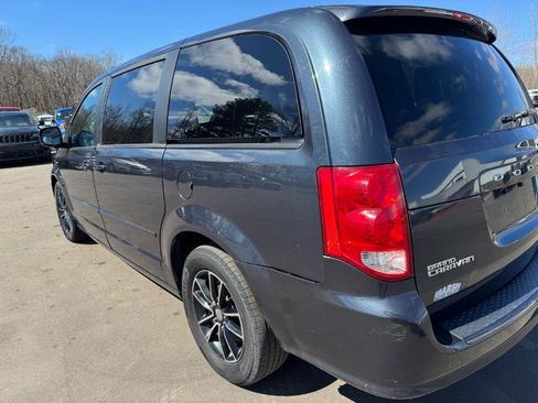 Used 2014 Dodge Grand Caravan SXT w/ Quick Order Package 29G SXT image 10