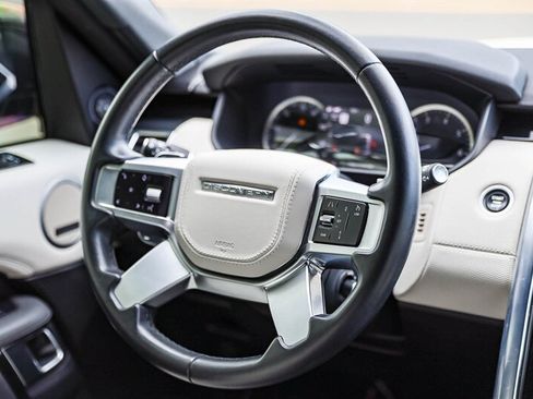 Used 2023 Land Rover Discovery HSE R-Dynamic AWD/4WD image 20