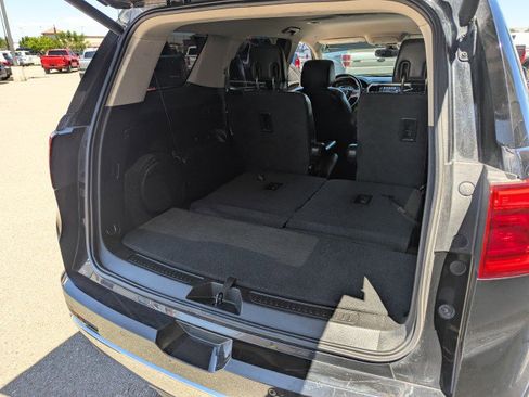 Used 2019 GMC Acadia Denali AWD/4WD image 26