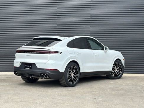 Certified 2026 Porsche Cayenne Coupe AWD/4WD image 7