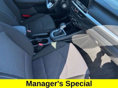 Used 2023 Kia Forte LXS w/ LXS Technology Package FWD image 35