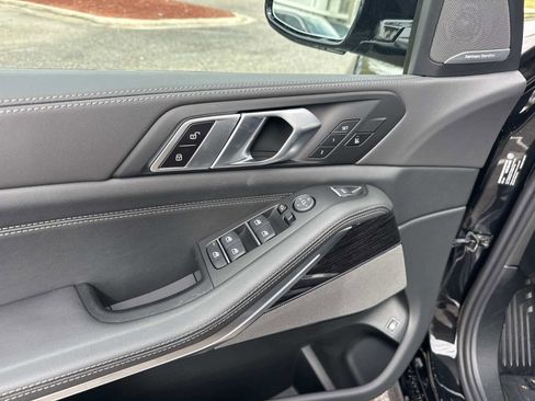 New 2026 BMW X5 xDrive50e w/ Executive Package image 18