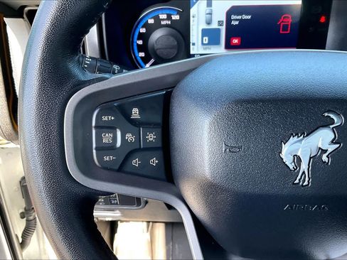 Certified 2022 Ford Bronco Badlands AWD/4WD image 19