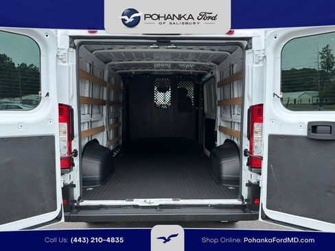Used 2025 RAM ProMaster 2500 w/ U-Haul Equipment Group FWD image 21