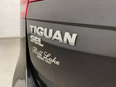 Used 2020 Volkswagen Tiguan SEL AWD/4WD image 8