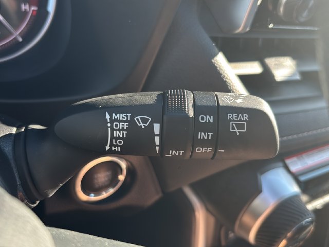 Used 2025 Toyota RAV4 XLE w/ Convenience Package FWD image 22