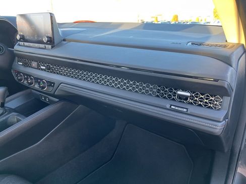 Certified 2024 Honda Accord EX image 28