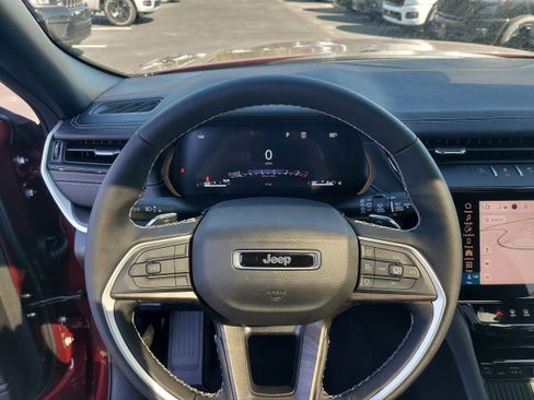 New 2026 Jeep Grand Cherokee L 2WD image 21