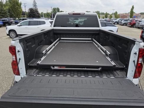 Used 2025 Chevrolet Silverado 3500 W/T AWD/4WD image 2