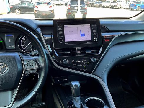Certified 2024 Toyota Camry SE FWD image 6
