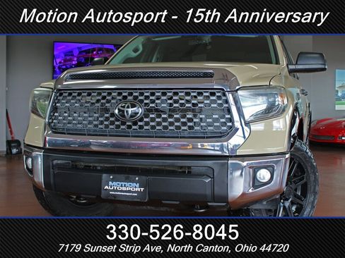 Used 2019 Toyota Tundra SR5 w/ SR5 Upgrade Package AWD/4WD image 57